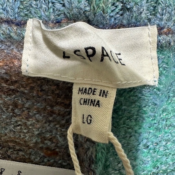 L*Space Women’s Size Large Zoé Sweater Knit Ombre Shorts NWT - Picture 8 of 10